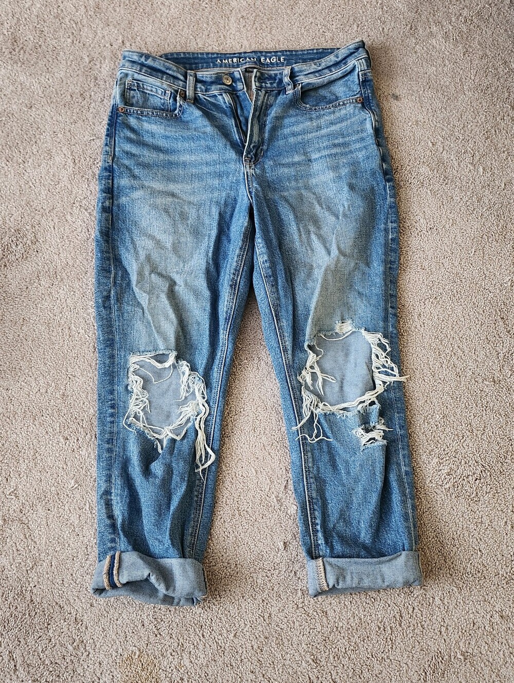 American Eagle Mom Jeans